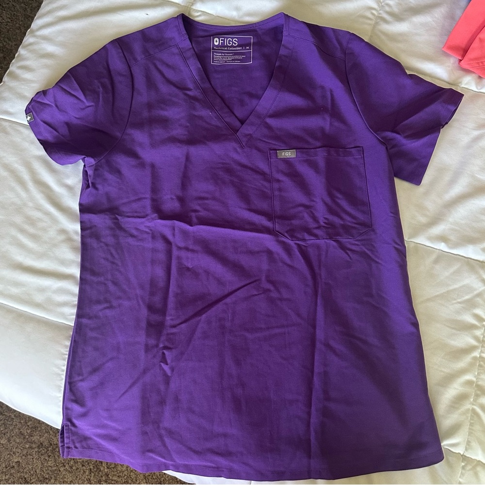 Figs Scrub Purple One Pocket Top